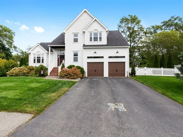 17 Lavalley Ln, Newburyport, MA 01950