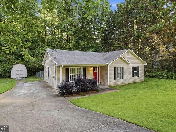 3rd image of 572 Southern Trace Dr
