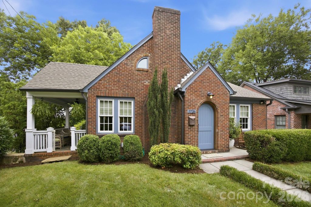 1726 S Mint St, Charlotte, NC 28203 home