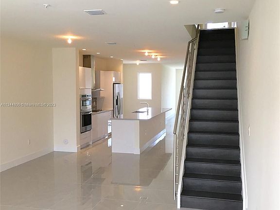 4th image of 10280 NW 63rd Ter APT 202