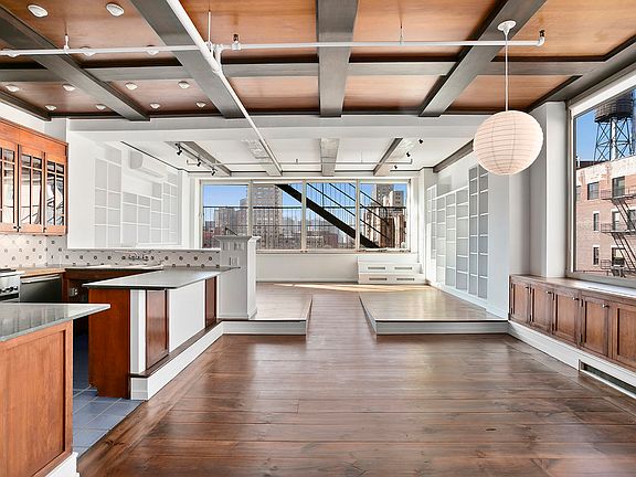 3rd image of 8 E 12th St #8/9