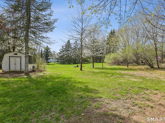 3rd image of 53 Hansen Farm Road