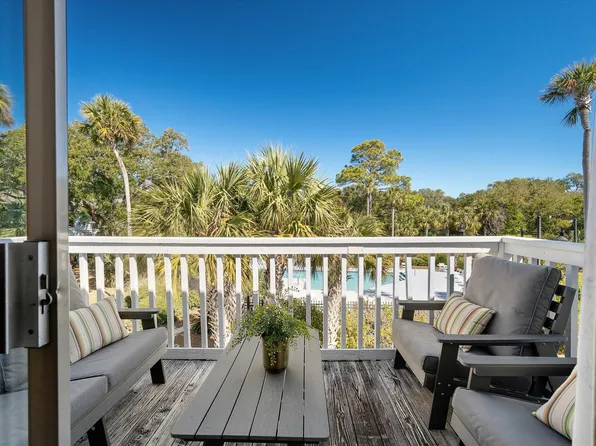 8 Lagoon Villas, Isle Of Palms, SC 29451