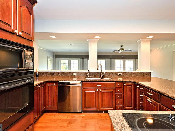 3rd image of 1785 Slayton Dr