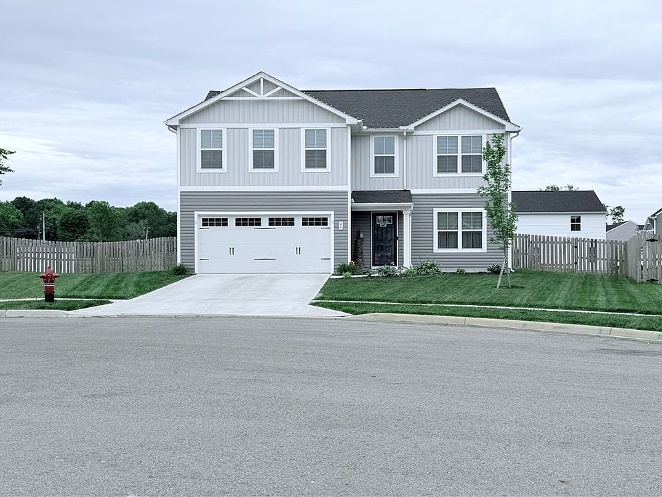 1st image of 40 Kelly Ct