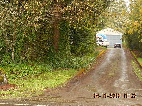 3rd image of 23919 NE 132nd Ave