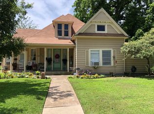 401 W Sam Rayburn Dr #3, Bonham, TX 75418