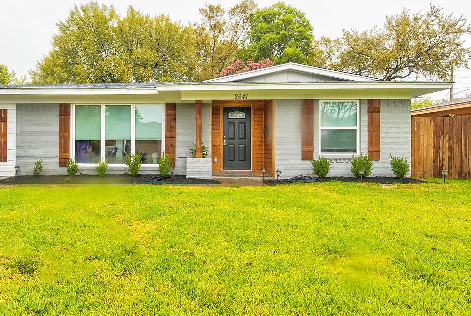 1st image of 2641 Highwood Dr