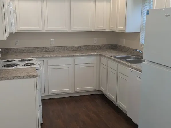 2005 Jefferson St #2, Bellevue, NE 68005