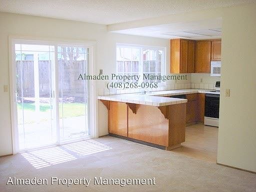 4th image of 3120 Summercreek Dr
