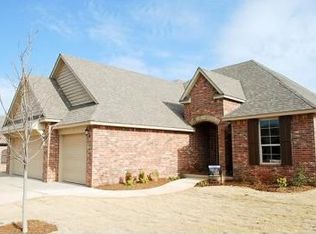 3228 Orchard Ave, Edmond, OK 73012
