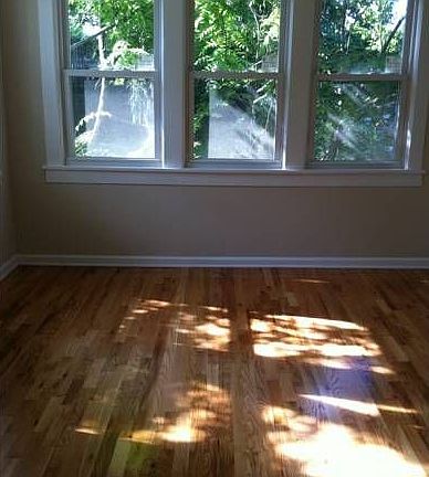 5th image of 10 Dennison St
