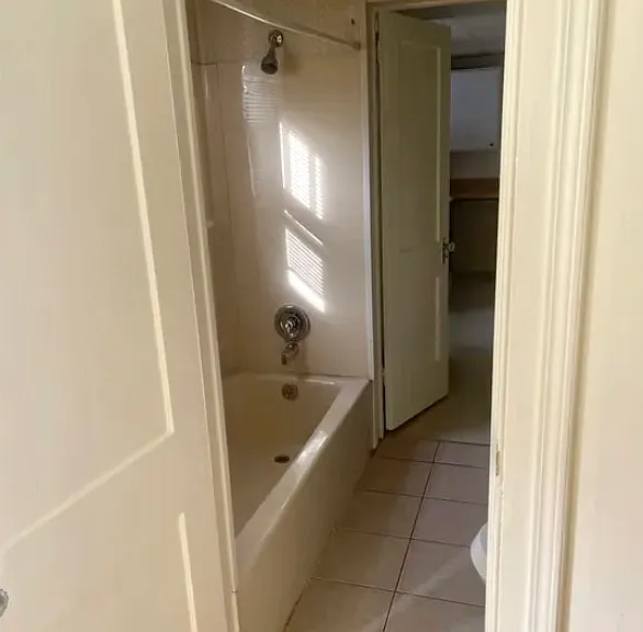 1216 Gratiot Ave #1 — Photo 3