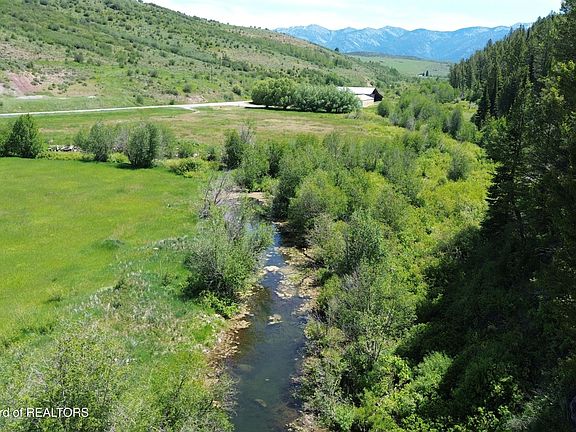 2nd image of 6638 Highway 34