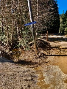 N Good Hope Rd, Athol, ID, 83801