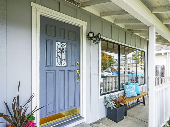 2nd image of 3288 Loma Alta Dr