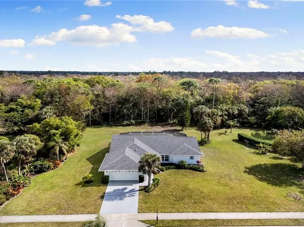 752 Saint Andrews BLVD, NAPLES, FL 34113