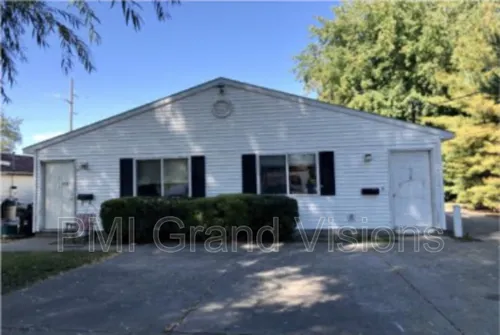 610 Richmond Ave Photo 1