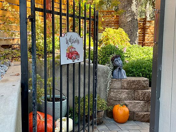 Gate entrance. Please keep gate closed to keep out deer.