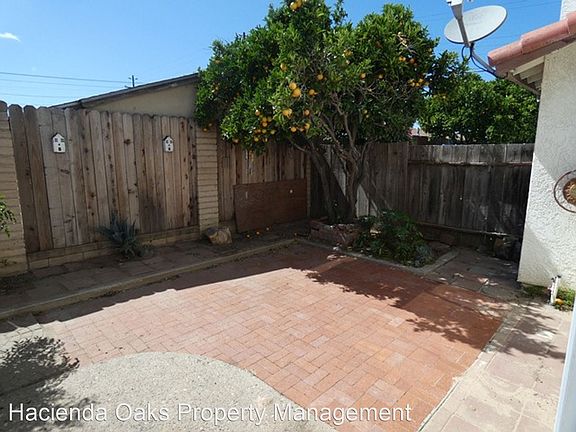5th image of 497 E Newlove Dr