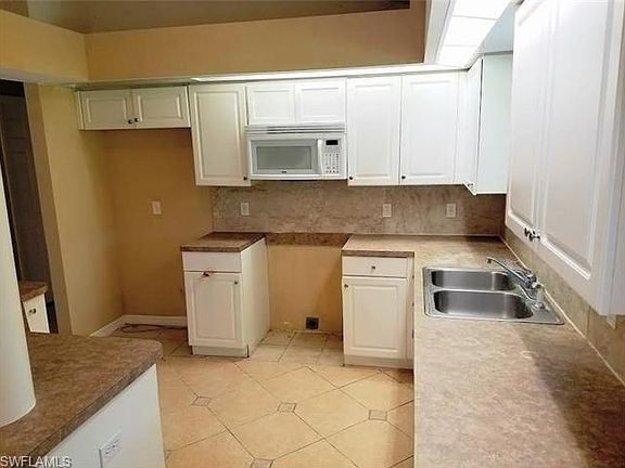 5th image of 761 Chapman Ave S