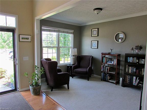 4th image of 33303 Ambleside Dr
