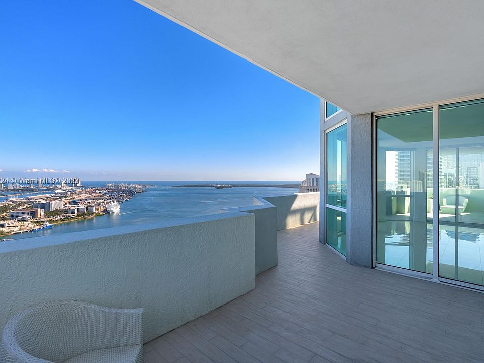 1st image of 244 Biscayne Blvd APT 4003