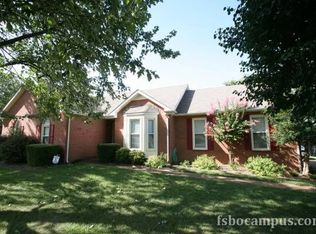 239 Shady Ln, White House, TN 37188