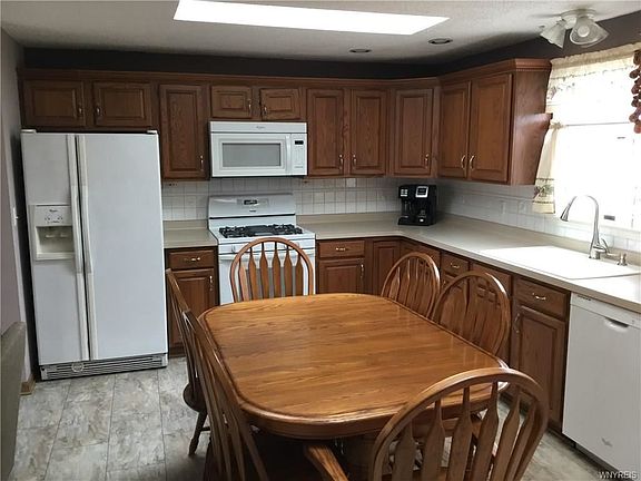 5th image of 292 Tracey Ln