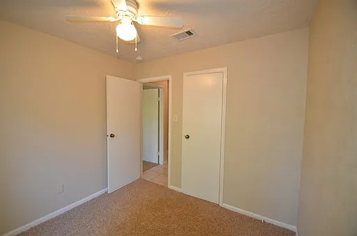 56 Fallshire Dr — Photo 7