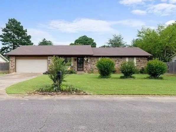 116 Hefner St, Searcy, AR 72143