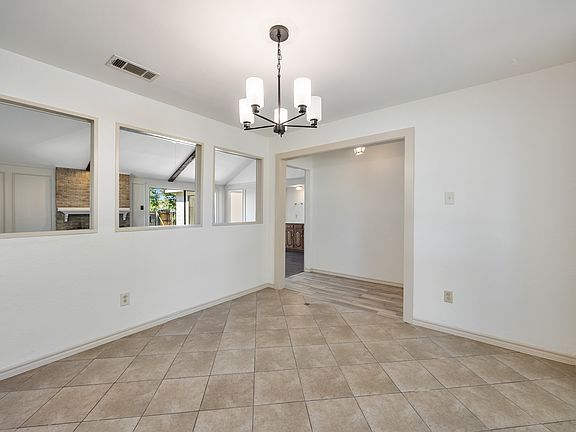 3rd image of 6305 Acapulco Dr
