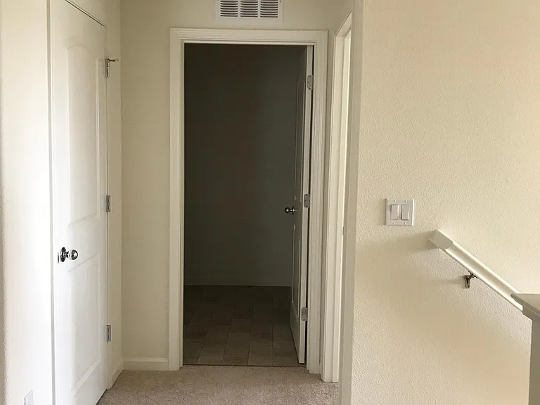 10905 Barden Dr — Photo 16