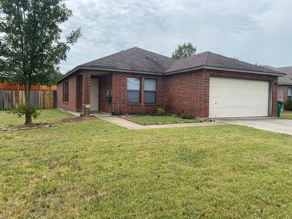 1st image of 708 Capricorn St