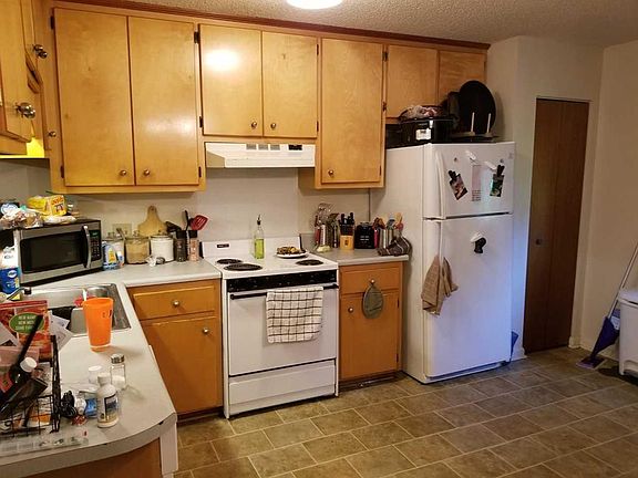 4th image of 1746 Poplar St