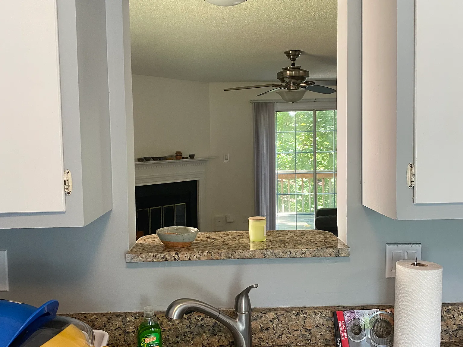 4 bed, 2.5 bath, 1720 sqft, $2,500 — Photo 4