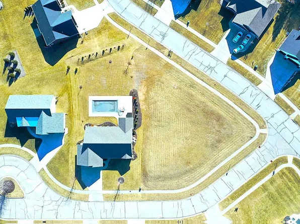 2520 MOOSE CREEK TRAIL #Lt30, Suamico, WI 54313