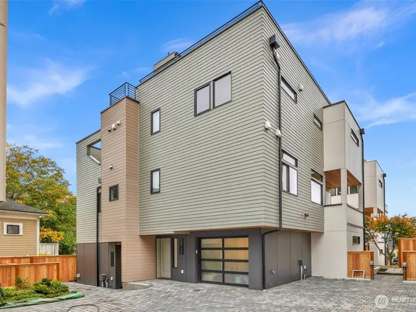 1412 N 47th Street #B, Seattle, WA 98103