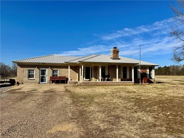 13 Lake Rd, Atkins, AR 72823