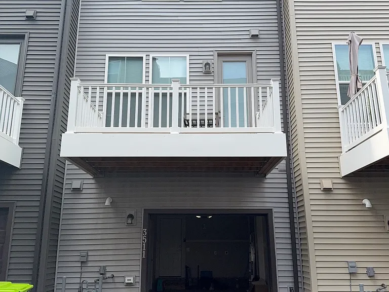 3511 Carnaby St — Photo 39
