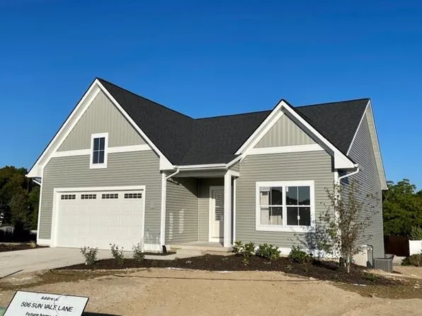 506 Sun Vale Ln, Grandville, MI 49418