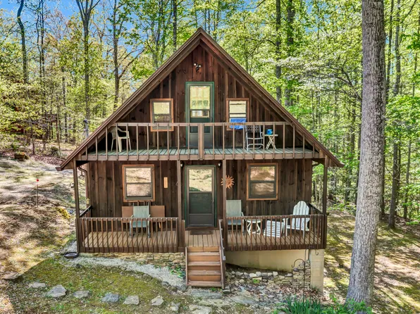 241 Whitts Acres Ln, Wellington, KY 40387