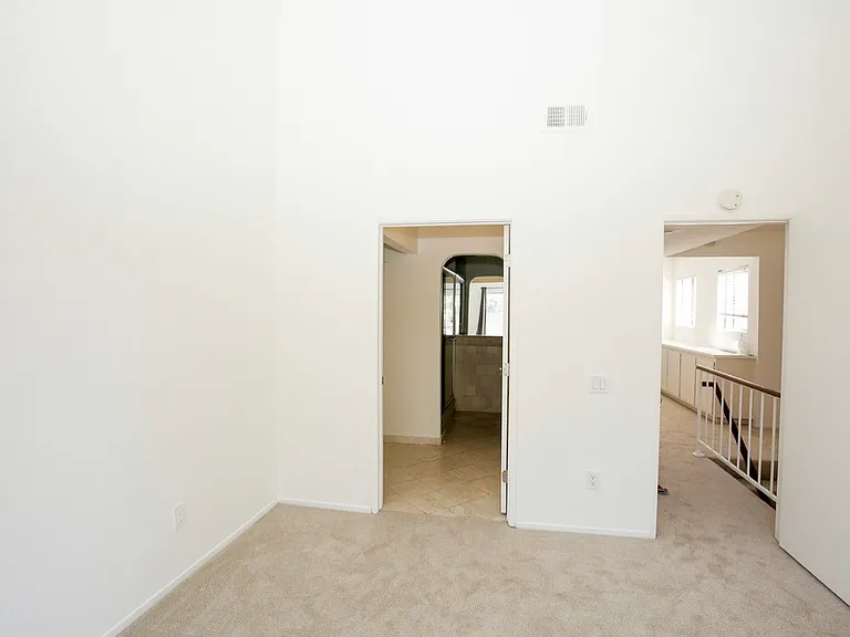 543 Victoria St #O — Photo 22
