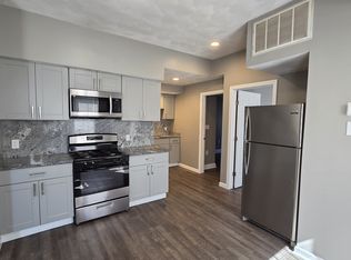 148 Chestnut St APT 1, Chelsea, MA 02150