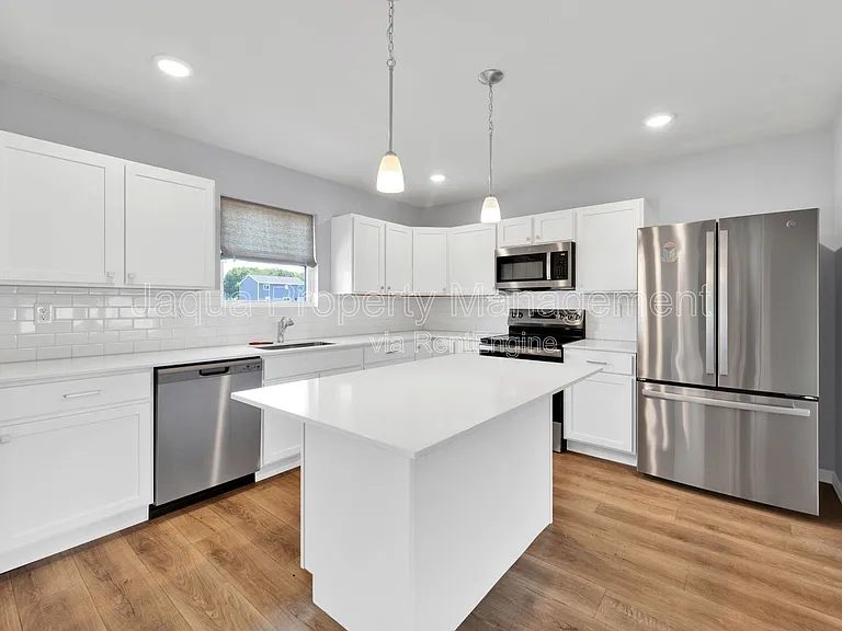 48265 Silver Oaks W — Photo 2