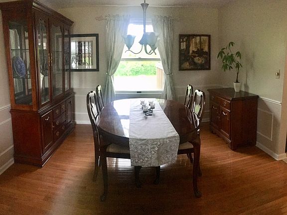 5th image of 8927 Candlewood Ln