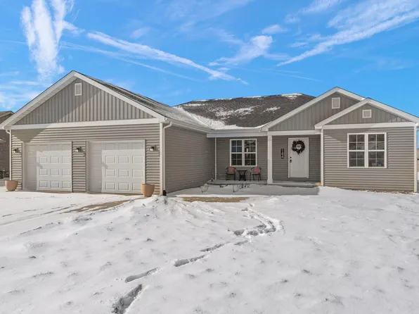 144 S Meadow Ln, Wheatfield, IN 46392
