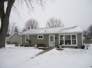 509 E Walnut St, Akron, IN 46910