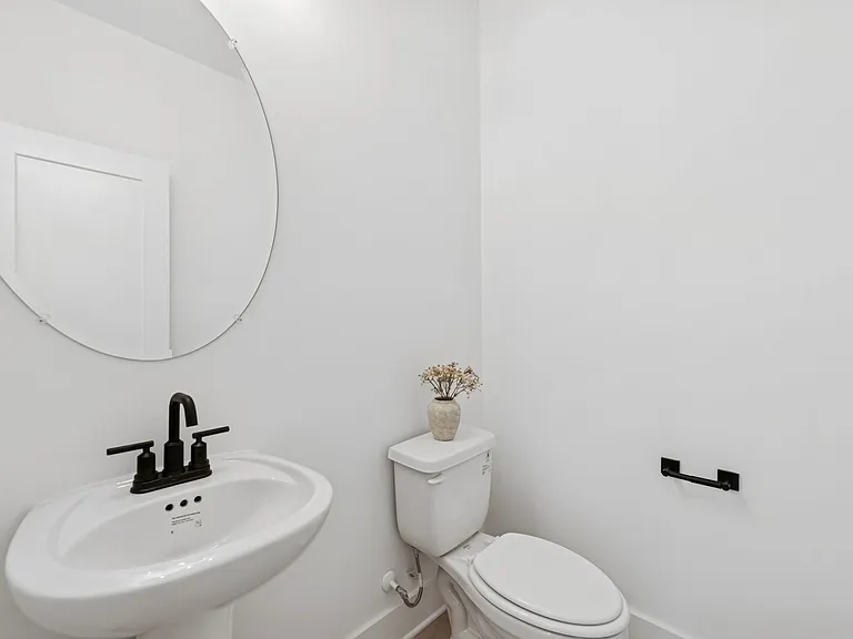 245 Rose Hannah Dr — Photo 10