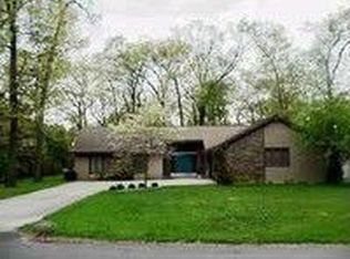 401 W Circle Dr, Muskegon, MI 49445